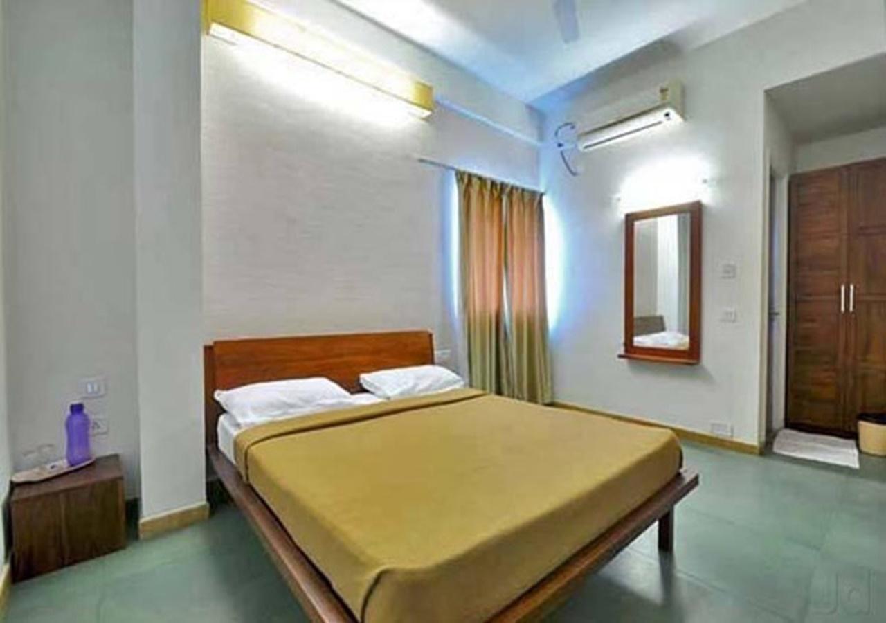 Hotel Holiday Home Bangalore Extérieur photo