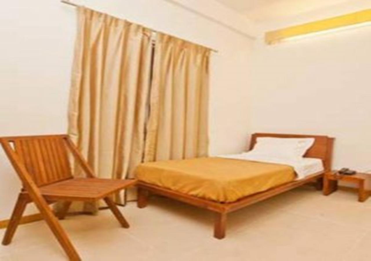 Hotel Holiday Home Bangalore Extérieur photo
