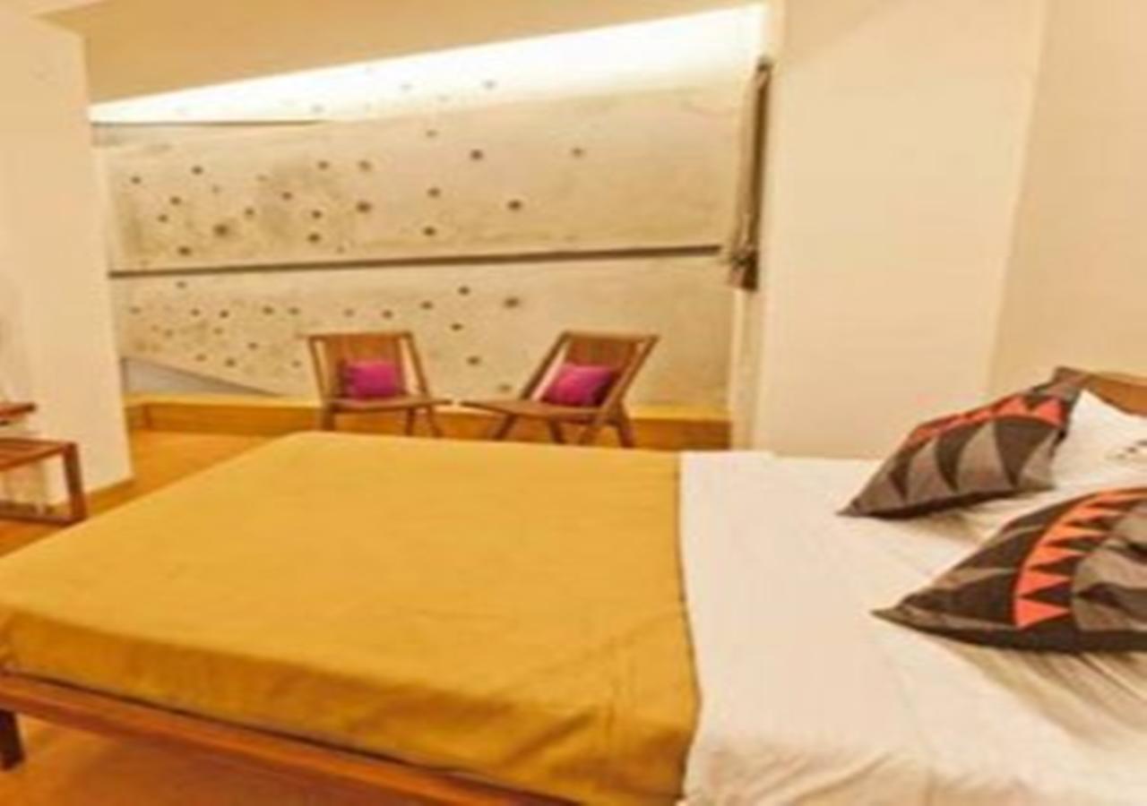 Hotel Holiday Home Bangalore Extérieur photo